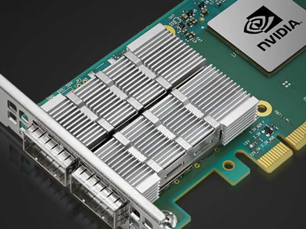 随著(zhe)這(zhè)些計算需求的不斷增長(cháng)，NVIDIA Quantum InfiniBand這(zhè)一世界上唯一可完全卸載的網絡計算加速技術提供了在高性能(néng)計算（HPC）、人工智能(néng)和超大規模雲基礎設施中以更低的成(chéng)本和複雜性實現無與倫比的性能(néng)所需的巨大飛躍